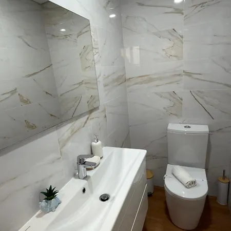 Up Lavie Dux אבאירו