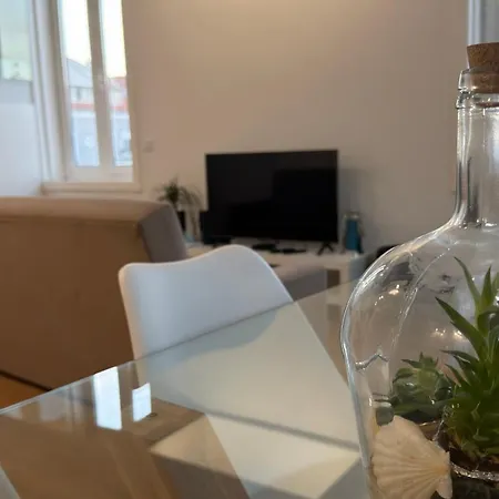 Up Lavie Dux דירה *